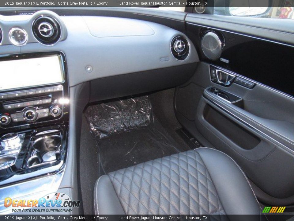 2019 Jaguar XJ XJL Portfolio Corris Grey Metallic / Ebony Photo #15