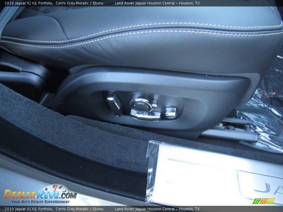 2019 Jaguar XJ XJL Portfolio Corris Grey Metallic / Ebony Photo #19