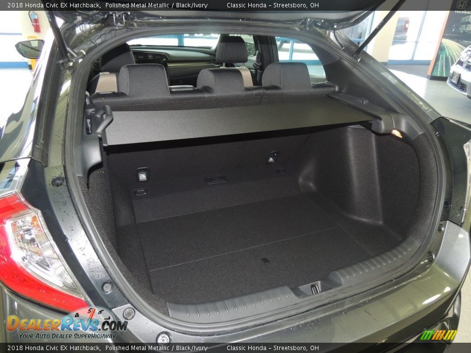 2018 Honda Civic EX Hatchback Polished Metal Metallic / Black/Ivory Photo #20