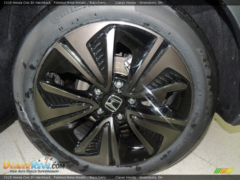 2018 Honda Civic EX Hatchback Polished Metal Metallic / Black/Ivory Photo #21