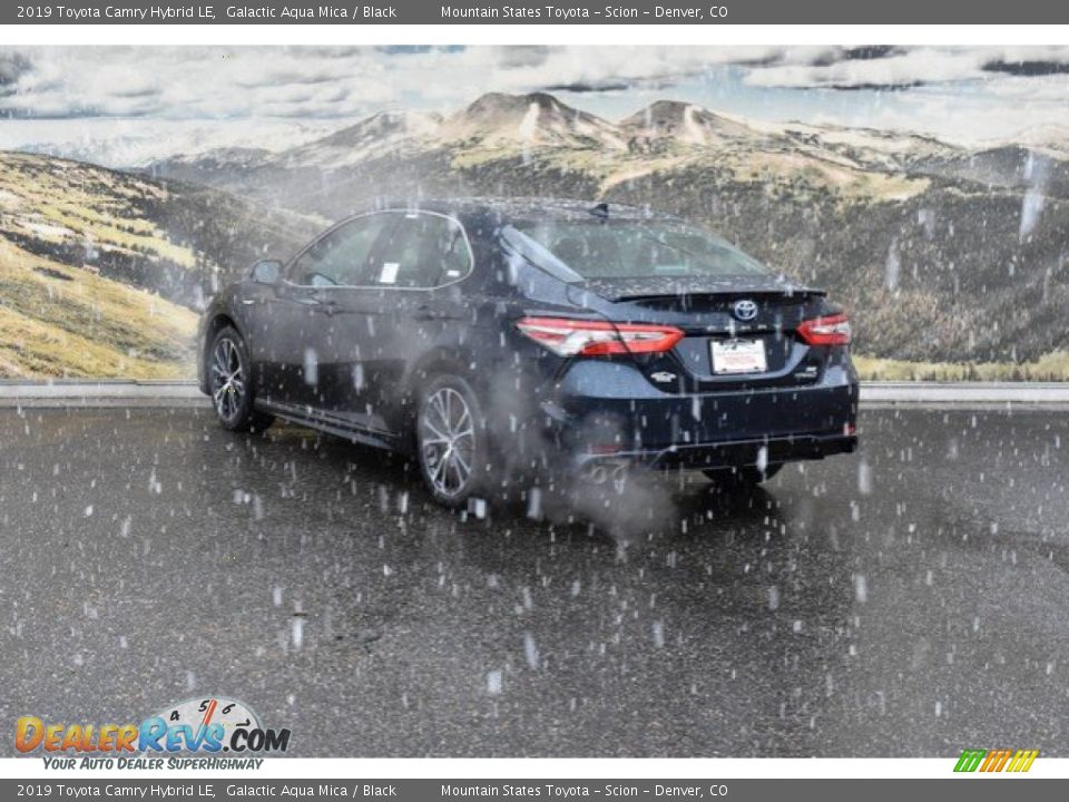2019 Toyota Camry Hybrid LE Galactic Aqua Mica / Black Photo #3