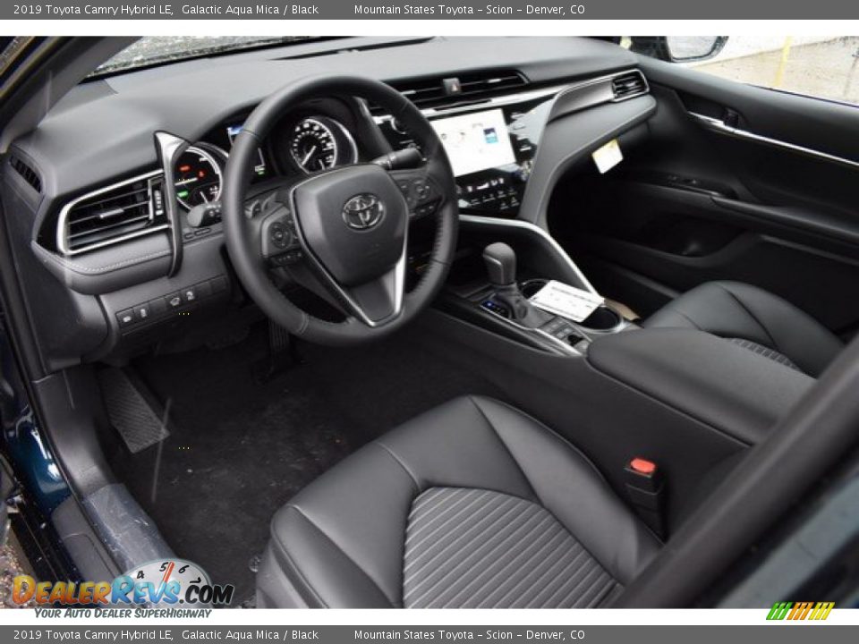 Black Interior - 2019 Toyota Camry Hybrid LE Photo #5