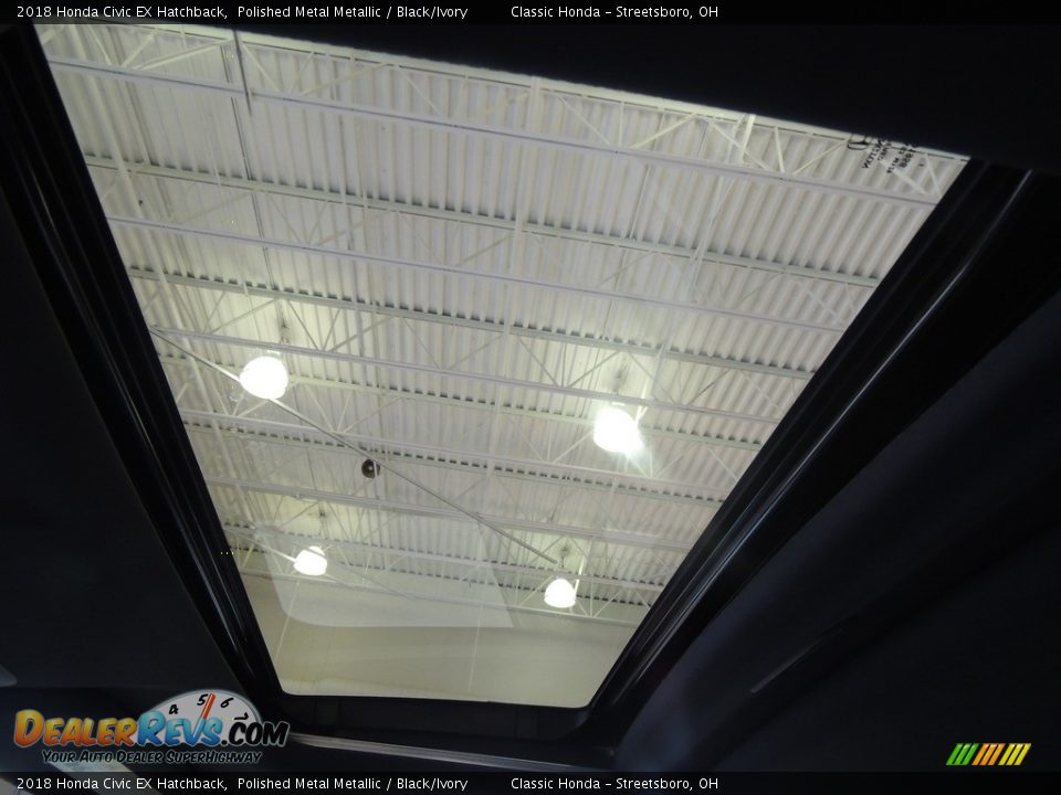 2018 Honda Civic EX Hatchback Polished Metal Metallic / Black/Ivory Photo #19