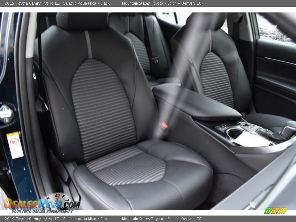 2019 Toyota Camry Hybrid LE Galactic Aqua Mica / Black Photo #13
