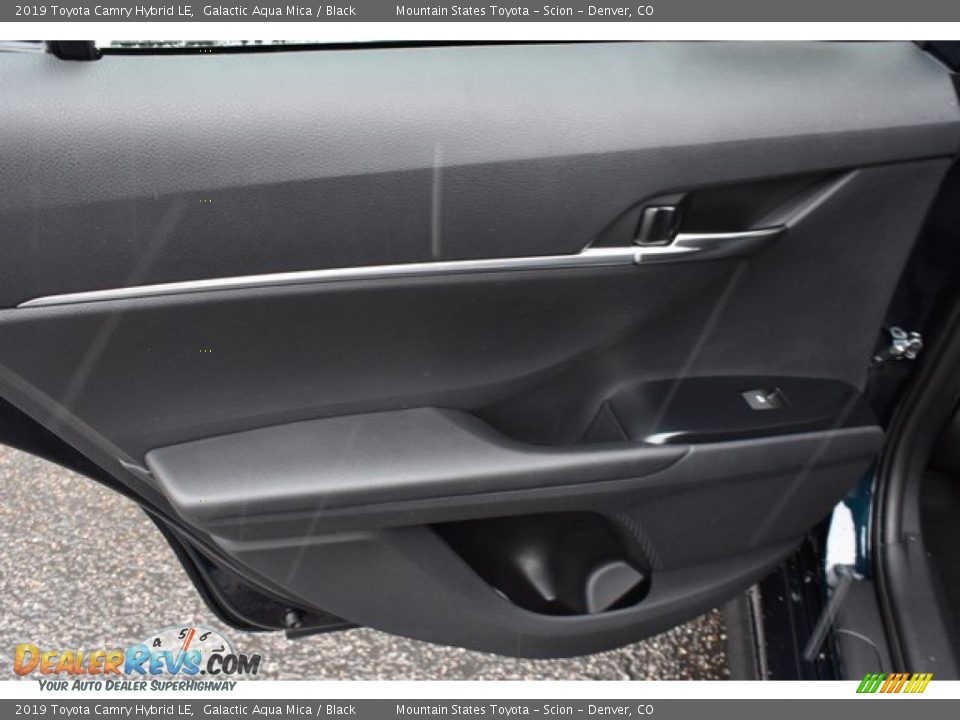 2019 Toyota Camry Hybrid LE Galactic Aqua Mica / Black Photo #21