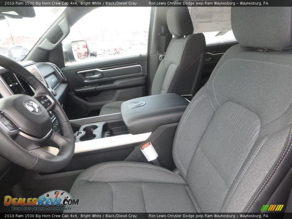 2019 Ram 1500 Big Horn Crew Cab 4x4 Bright White / Black/Diesel Gray Photo #13