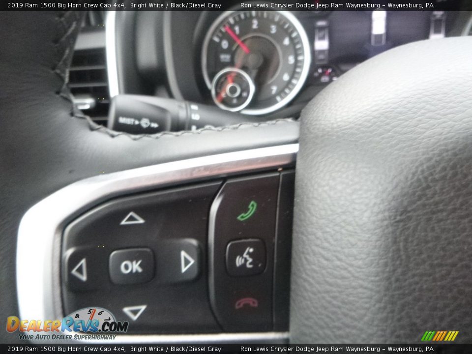 2019 Ram 1500 Big Horn Crew Cab 4x4 Bright White / Black/Diesel Gray Photo #20