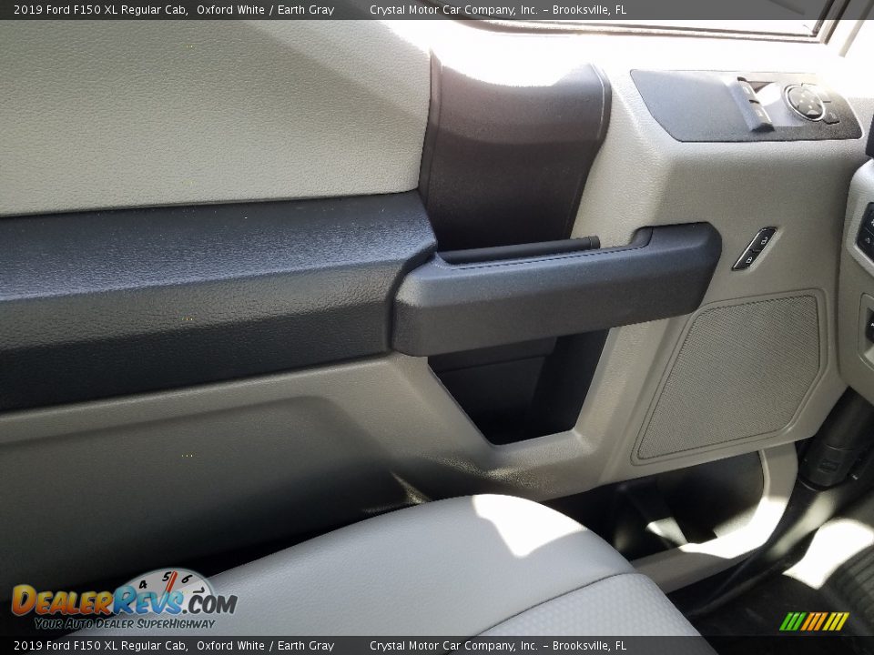 2019 Ford F150 XL Regular Cab Oxford White / Earth Gray Photo #16