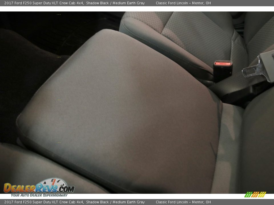 2017 Ford F250 Super Duty XLT Crew Cab 4x4 Shadow Black / Medium Earth Gray Photo #13