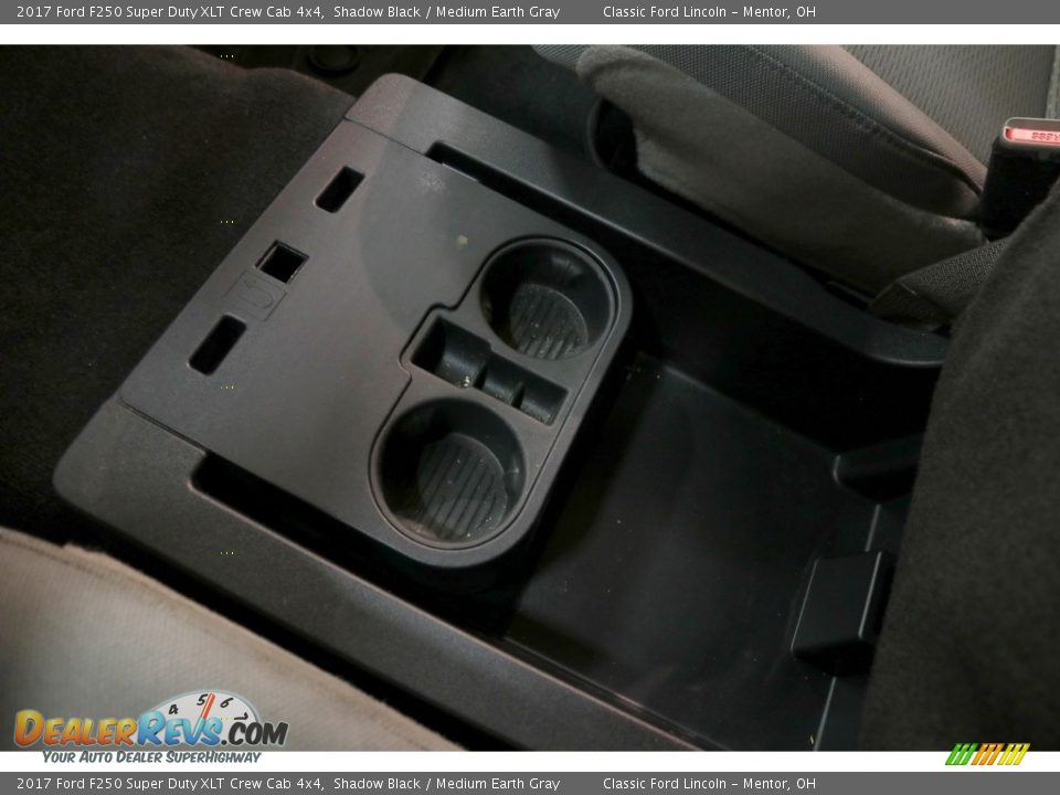 2017 Ford F250 Super Duty XLT Crew Cab 4x4 Shadow Black / Medium Earth Gray Photo #14