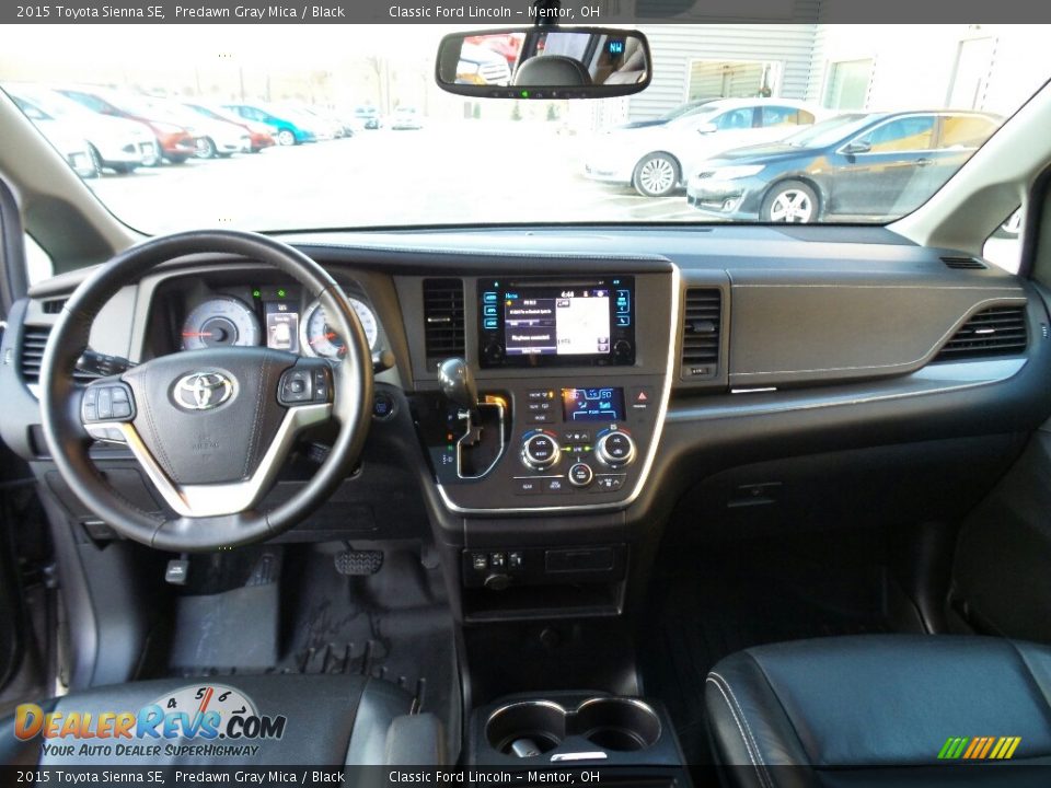 2015 Toyota Sienna SE Predawn Gray Mica / Black Photo #5