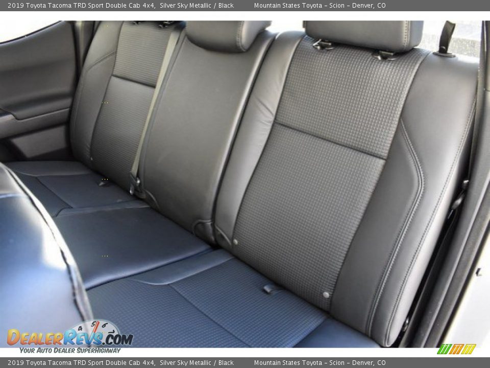 2019 Toyota Tacoma TRD Sport Double Cab 4x4 Silver Sky Metallic / Black Photo #16