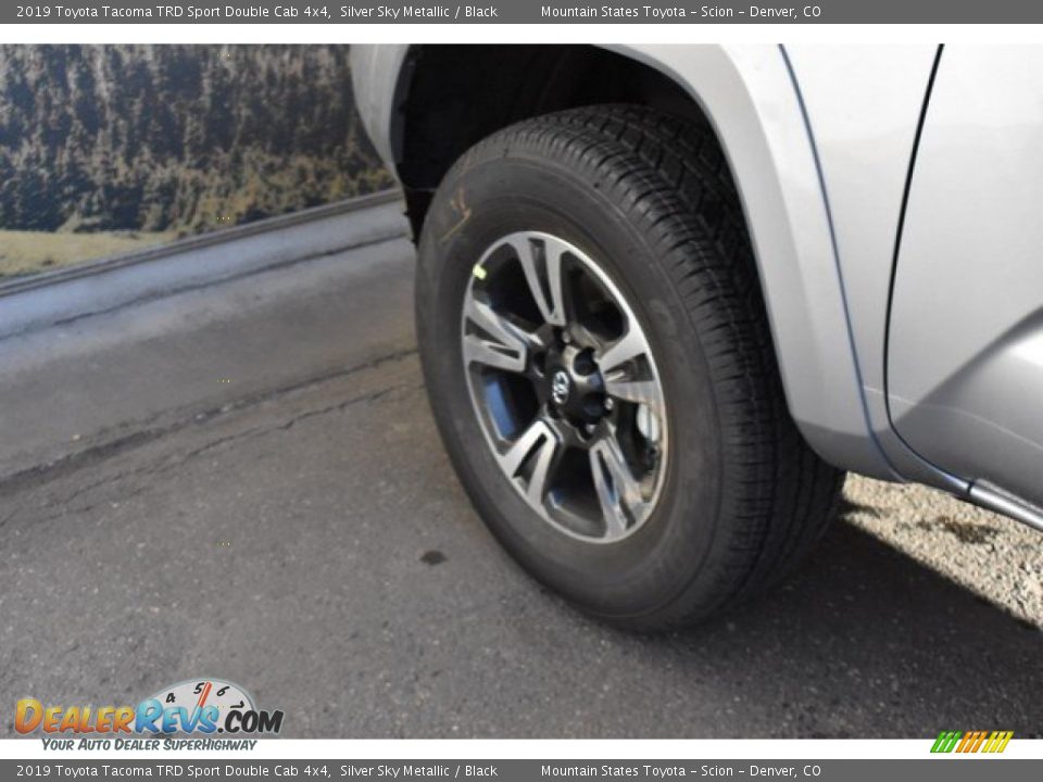 2019 Toyota Tacoma TRD Sport Double Cab 4x4 Silver Sky Metallic / Black Photo #32