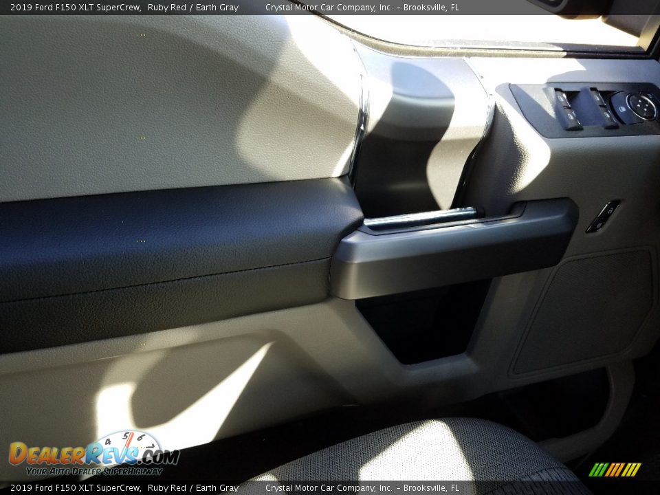 2019 Ford F150 XLT SuperCrew Ruby Red / Earth Gray Photo #17