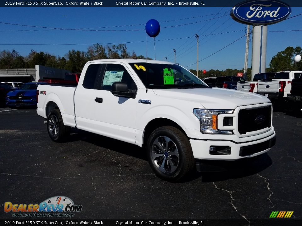 Front 3/4 View of 2019 Ford F150 STX SuperCab Photo #7
