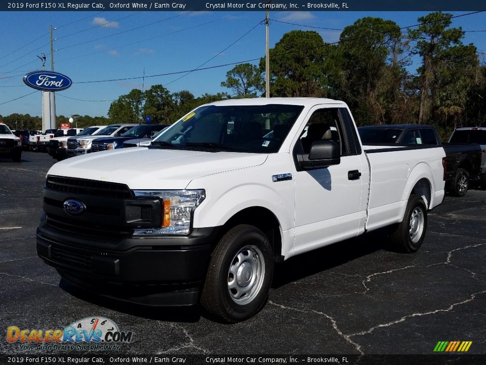 Front 3/4 View of 2019 Ford F150 XL Regular Cab Photo #1