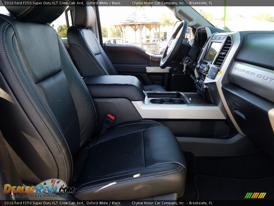 2019 Ford F250 Super Duty XLT Crew Cab 4x4 Oxford White / Black Photo #12