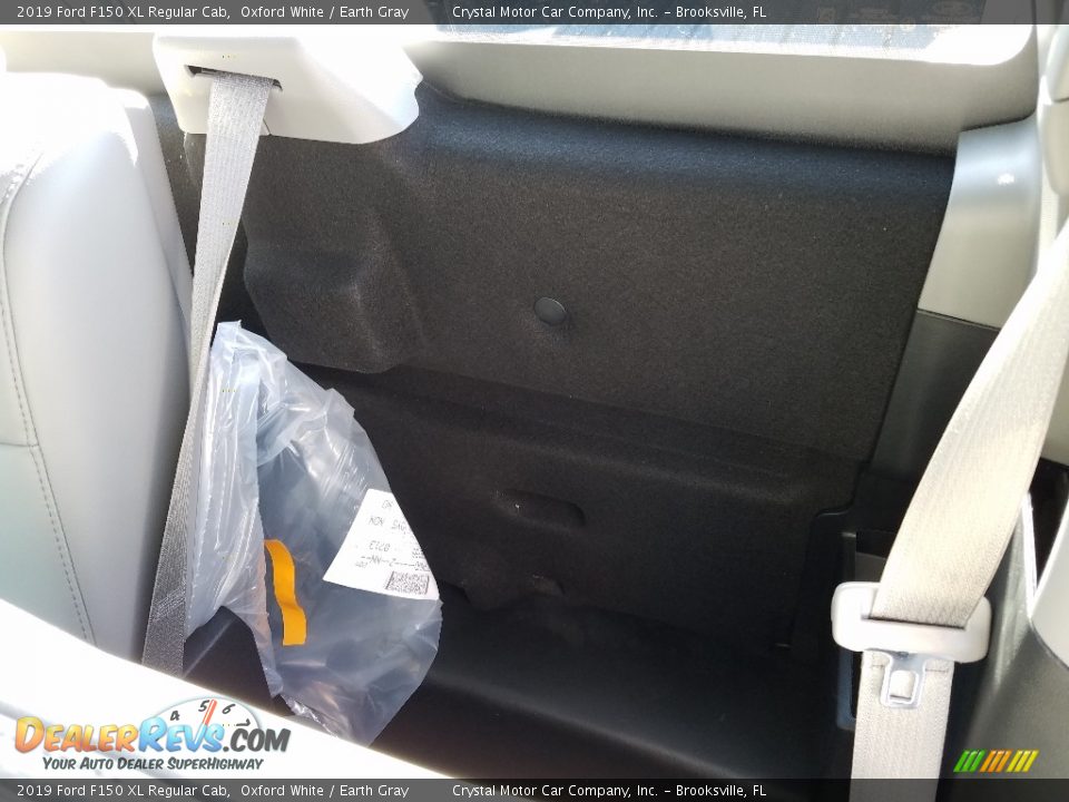 2019 Ford F150 XL Regular Cab Oxford White / Earth Gray Photo #10