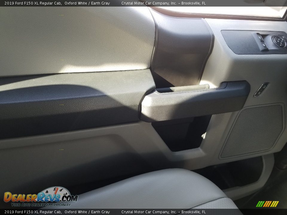 2019 Ford F150 XL Regular Cab Oxford White / Earth Gray Photo #16