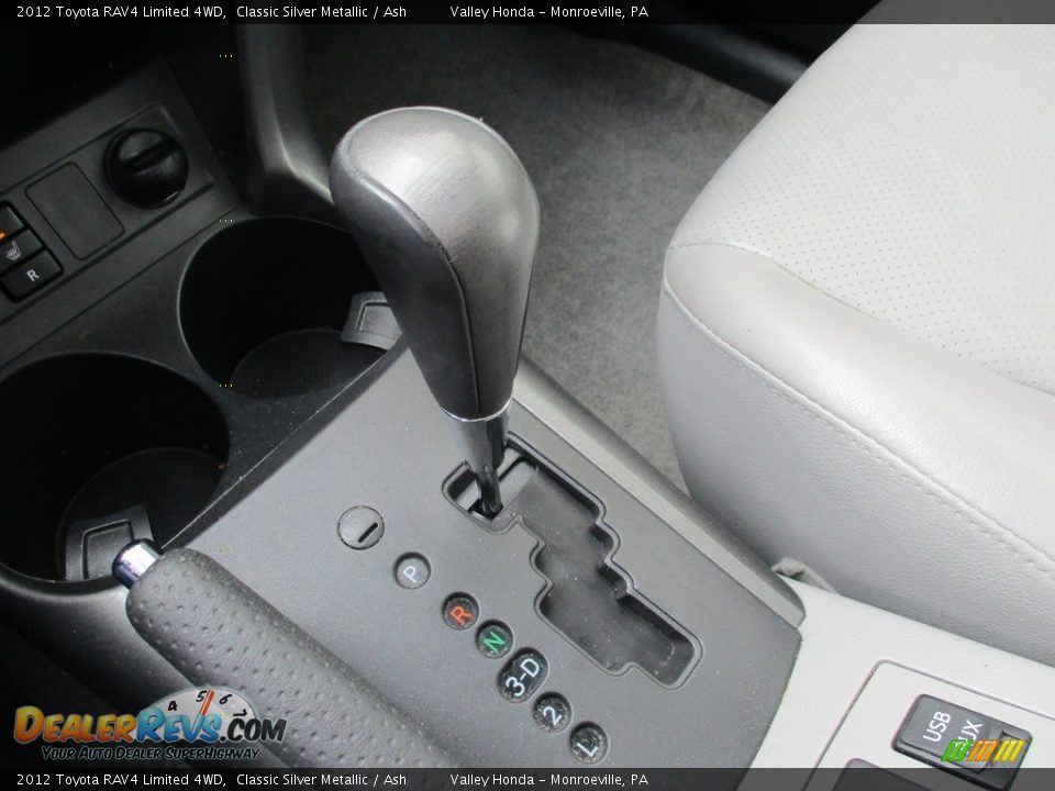 2012 Toyota RAV4 Limited 4WD Classic Silver Metallic / Ash Photo #17