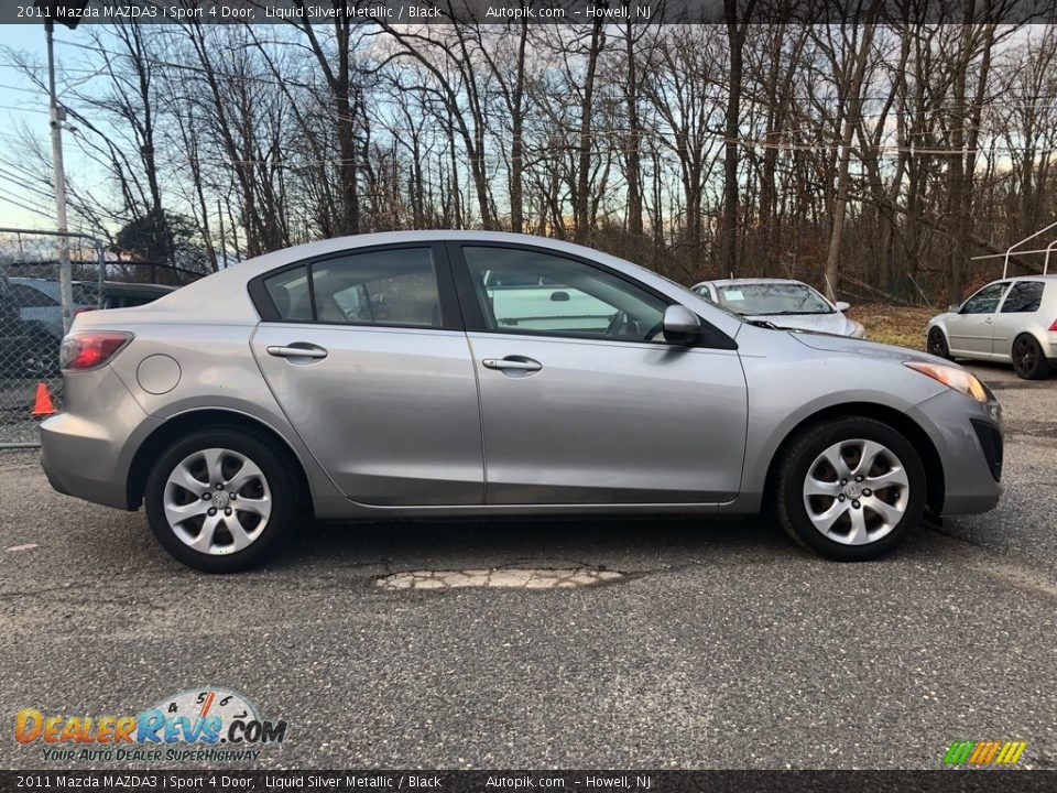 2011 Mazda MAZDA3 i Sport 4 Door Liquid Silver Metallic / Black Photo #10