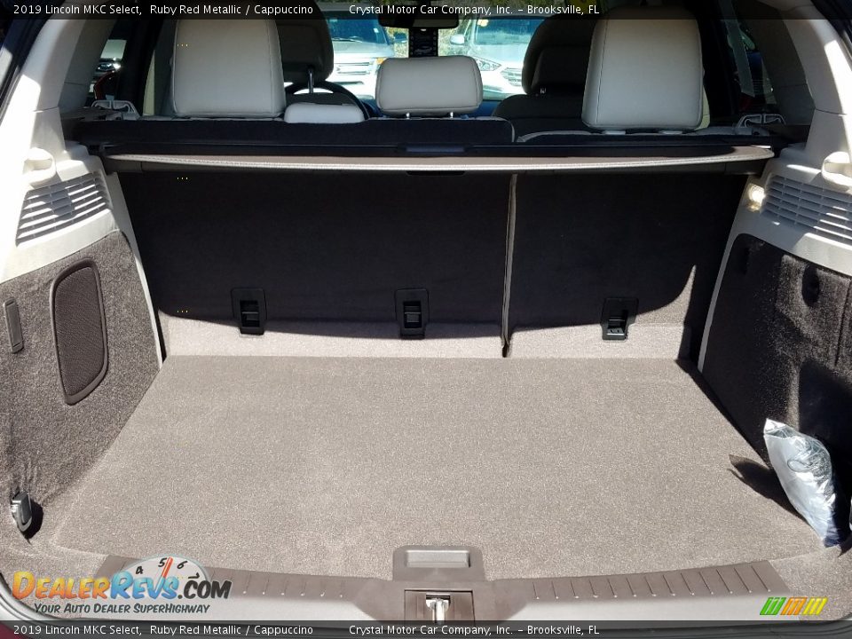 2019 Lincoln MKC Select Trunk Photo #19