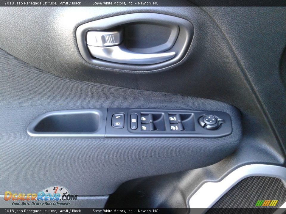 2018 Jeep Renegade Latitude Anvil / Black Photo #9
