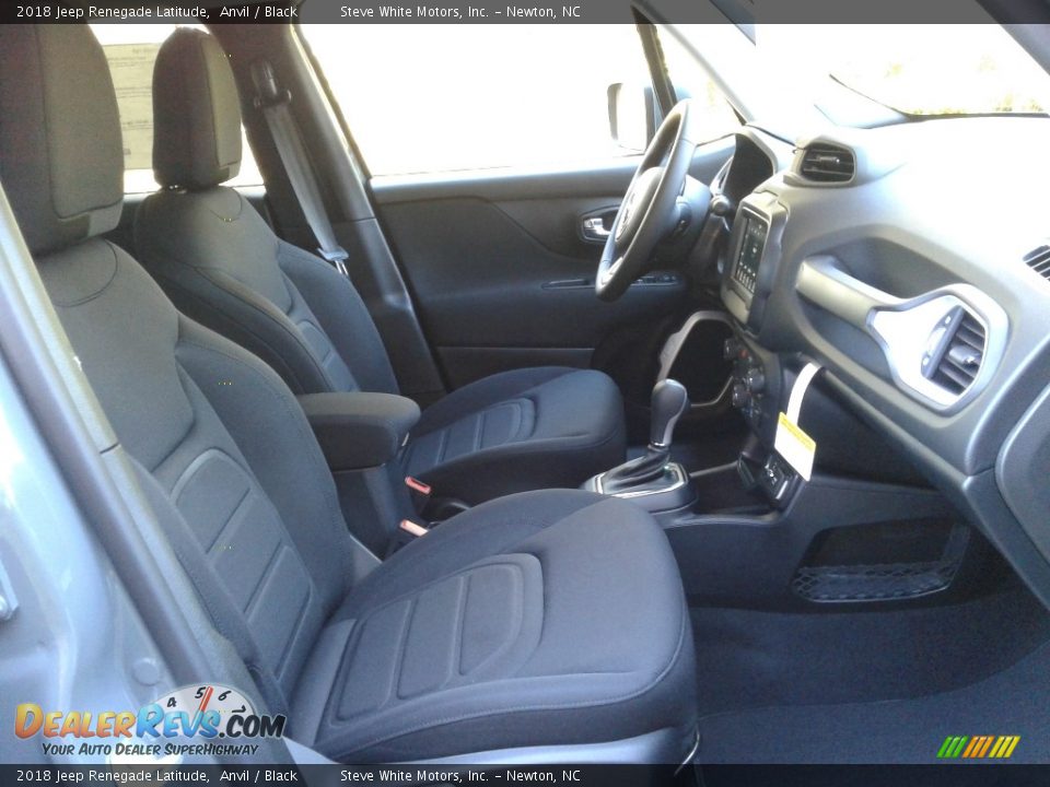 2018 Jeep Renegade Latitude Anvil / Black Photo #15