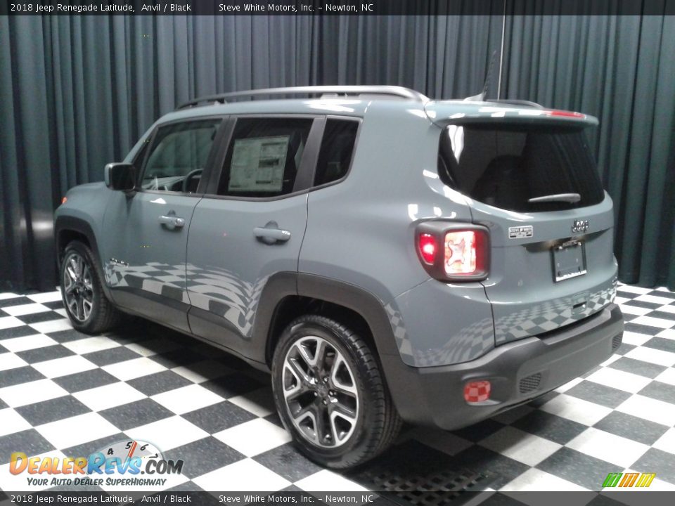 2018 Jeep Renegade Latitude Anvil / Black Photo #8