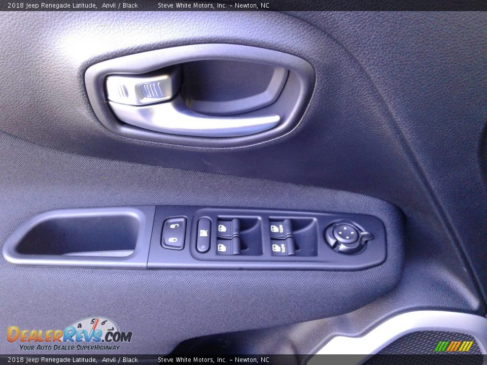 2018 Jeep Renegade Latitude Anvil / Black Photo #9