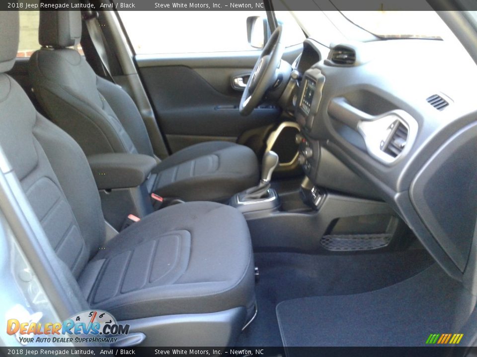 2018 Jeep Renegade Latitude Anvil / Black Photo #15