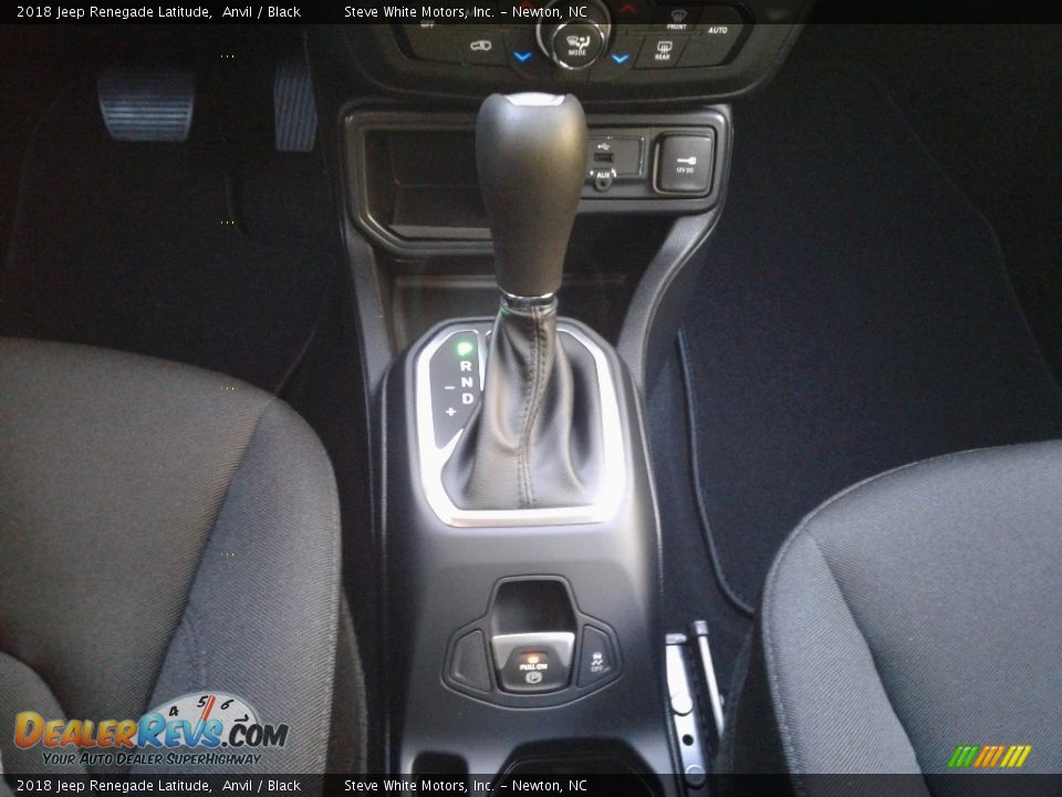 2018 Jeep Renegade Latitude Anvil / Black Photo #26