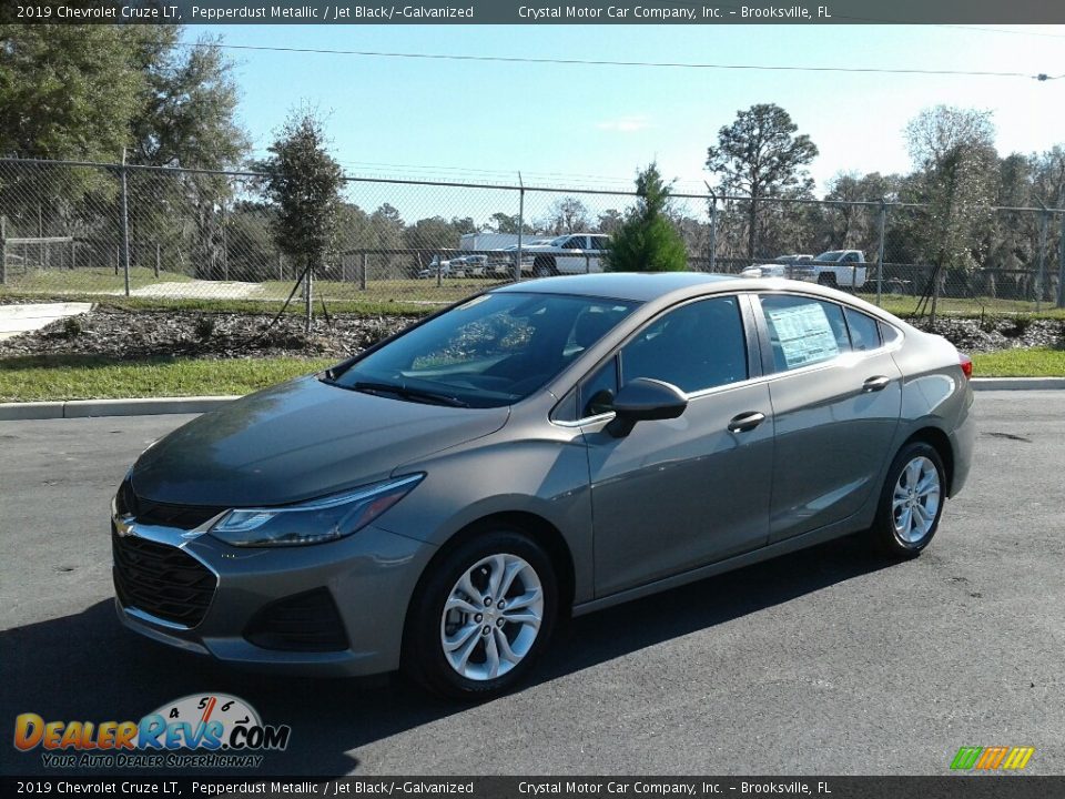 2019 Chevrolet Cruze LT Pepperdust Metallic / Jet Black/­Galvanized Photo #1