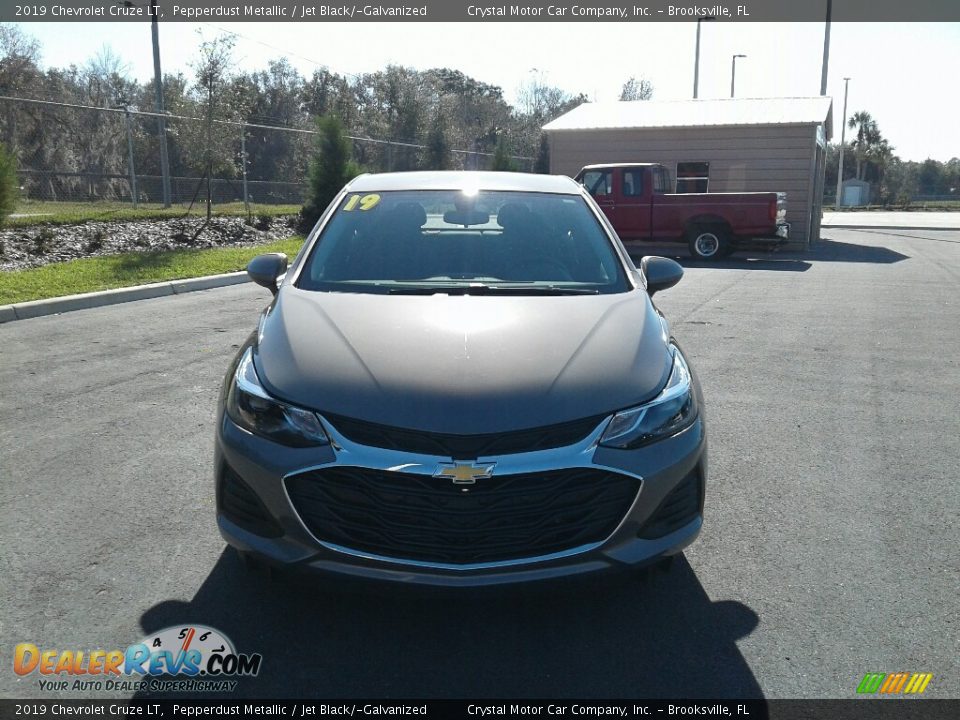 2019 Chevrolet Cruze LT Pepperdust Metallic / Jet Black/­Galvanized Photo #8