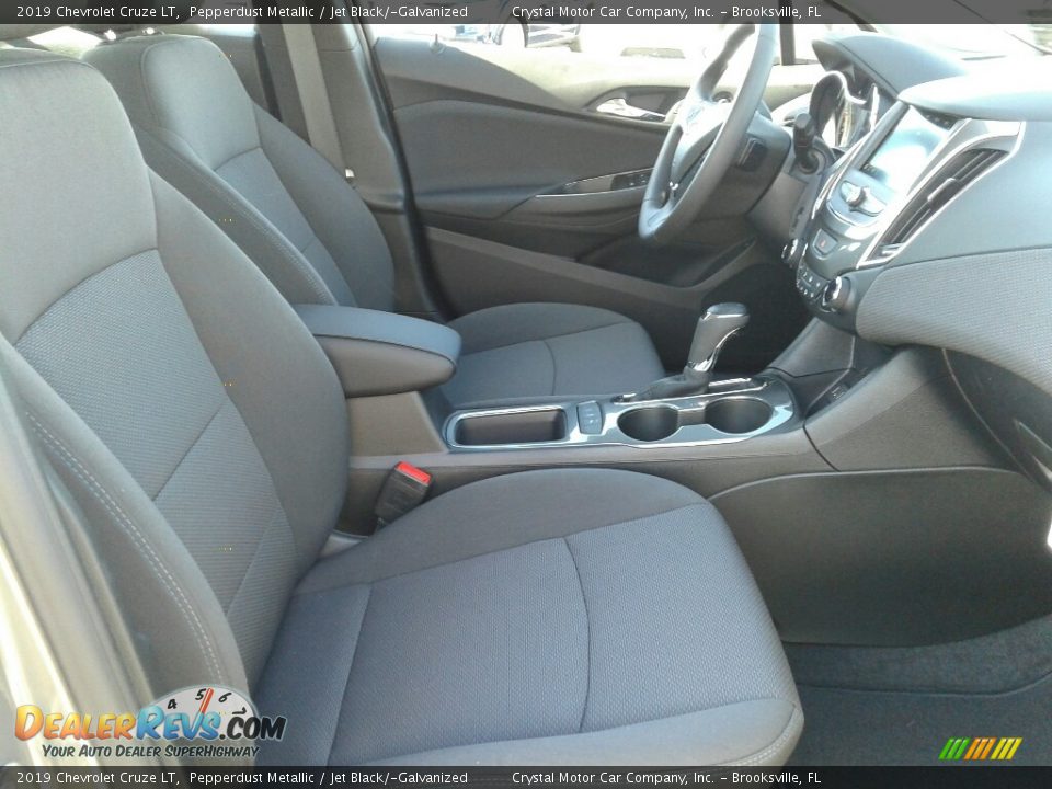 2019 Chevrolet Cruze LT Pepperdust Metallic / Jet Black/­Galvanized Photo #12