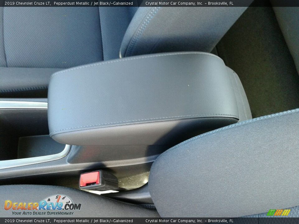2019 Chevrolet Cruze LT Pepperdust Metallic / Jet Black/­Galvanized Photo #18