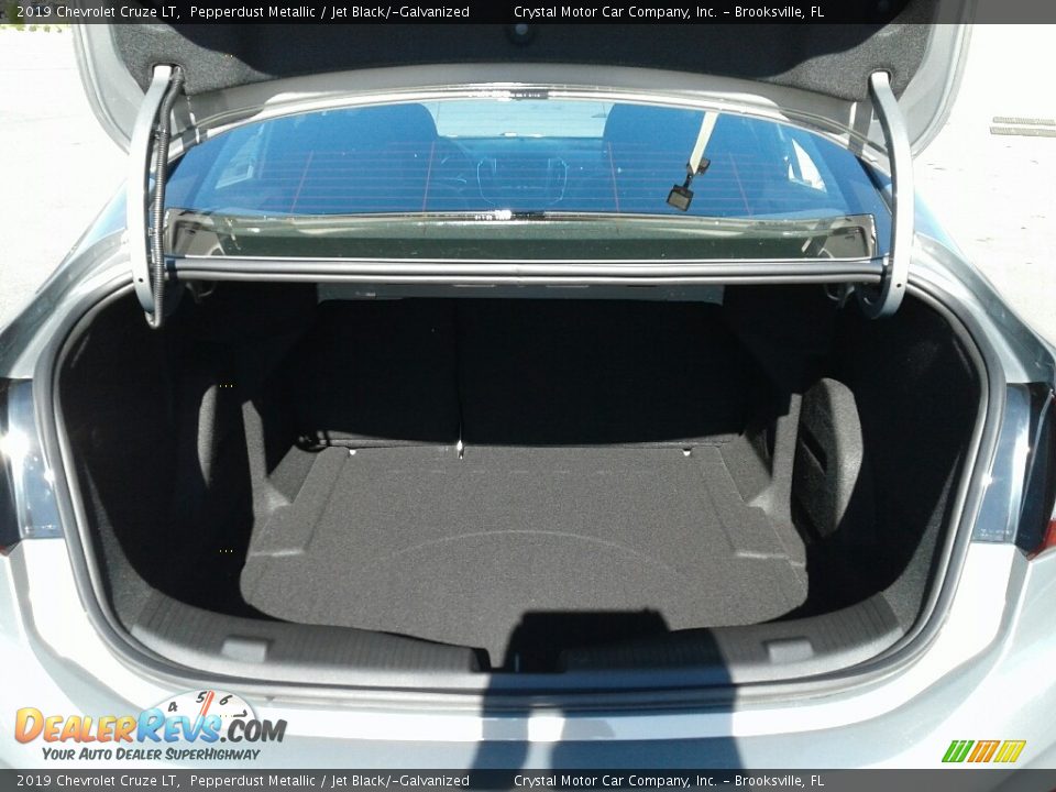 2019 Chevrolet Cruze LT Pepperdust Metallic / Jet Black/­Galvanized Photo #19