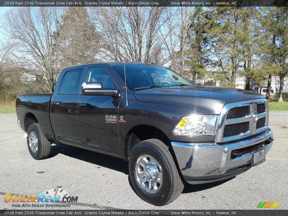 2018 Ram 2500 Tradesman Crew Cab 4x4 Granite Crystal Metallic / Black/Diesel Gray Photo #4