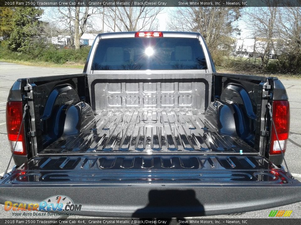 2018 Ram 2500 Tradesman Crew Cab 4x4 Granite Crystal Metallic / Black/Diesel Gray Photo #12