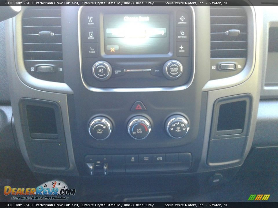 2018 Ram 2500 Tradesman Crew Cab 4x4 Granite Crystal Metallic / Black/Diesel Gray Photo #18