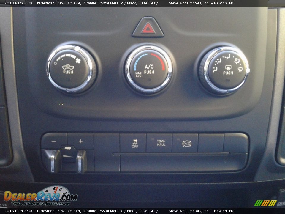 2018 Ram 2500 Tradesman Crew Cab 4x4 Granite Crystal Metallic / Black/Diesel Gray Photo #21
