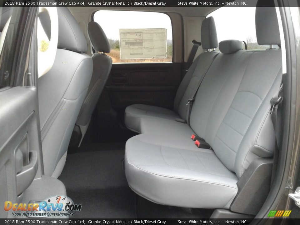 2018 Ram 2500 Tradesman Crew Cab 4x4 Granite Crystal Metallic / Black/Diesel Gray Photo #11
