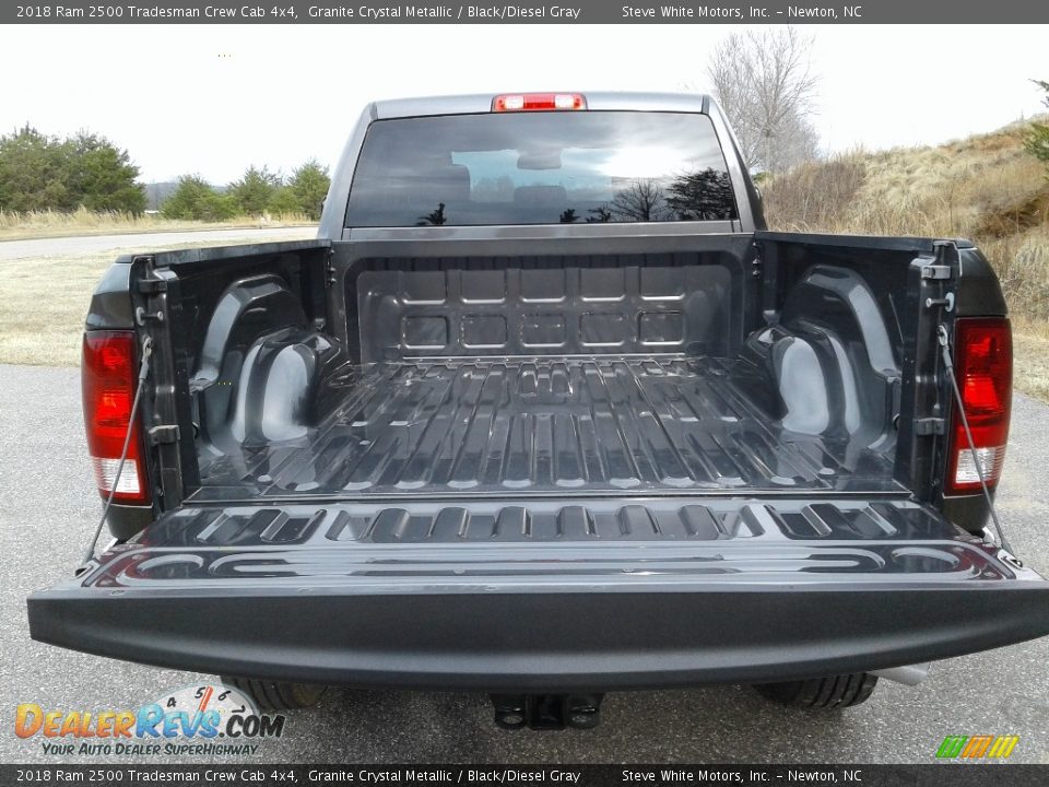 2018 Ram 2500 Tradesman Crew Cab 4x4 Granite Crystal Metallic / Black/Diesel Gray Photo #12
