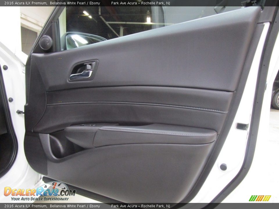 2016 Acura ILX Premium Bellanova White Pearl / Ebony Photo #12