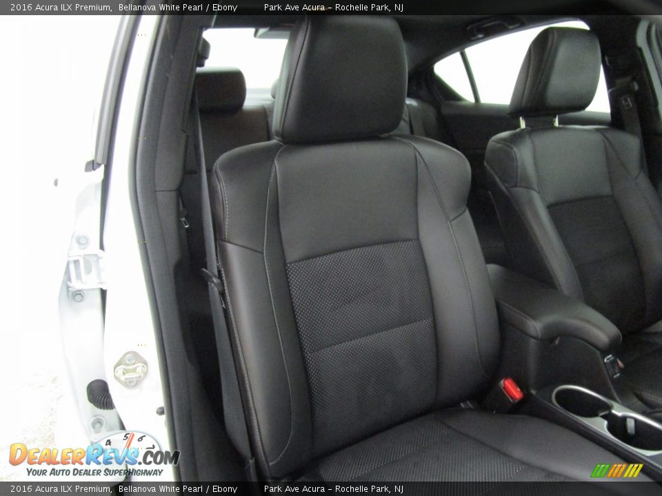 2016 Acura ILX Premium Bellanova White Pearl / Ebony Photo #13
