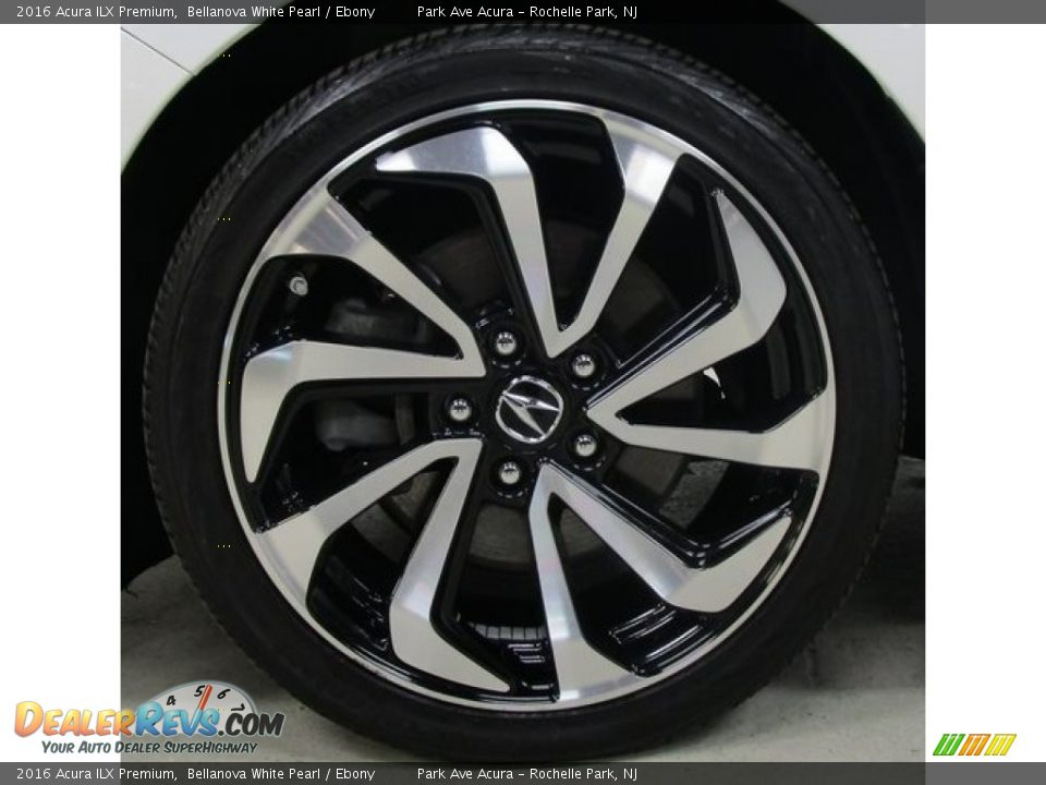 2016 Acura ILX Premium Bellanova White Pearl / Ebony Photo #27