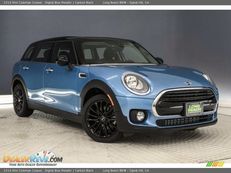 Front 3/4 View of 2019 Mini Clubman Cooper Photo #12
