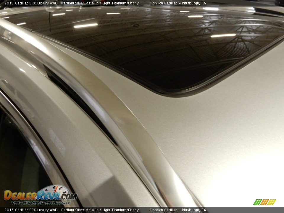 2015 Cadillac SRX Luxury AWD Radiant Silver Metallic / Light Titanium/Ebony Photo #14