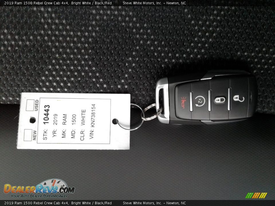 2019 Ram 1500 Rebel Crew Cab 4x4 Bright White / Black/Red Photo #33