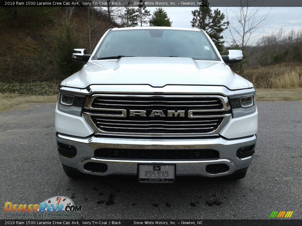 2019 Ram 1500 Laramie Crew Cab 4x4 Ivory Tri–Coat / Black Photo #3